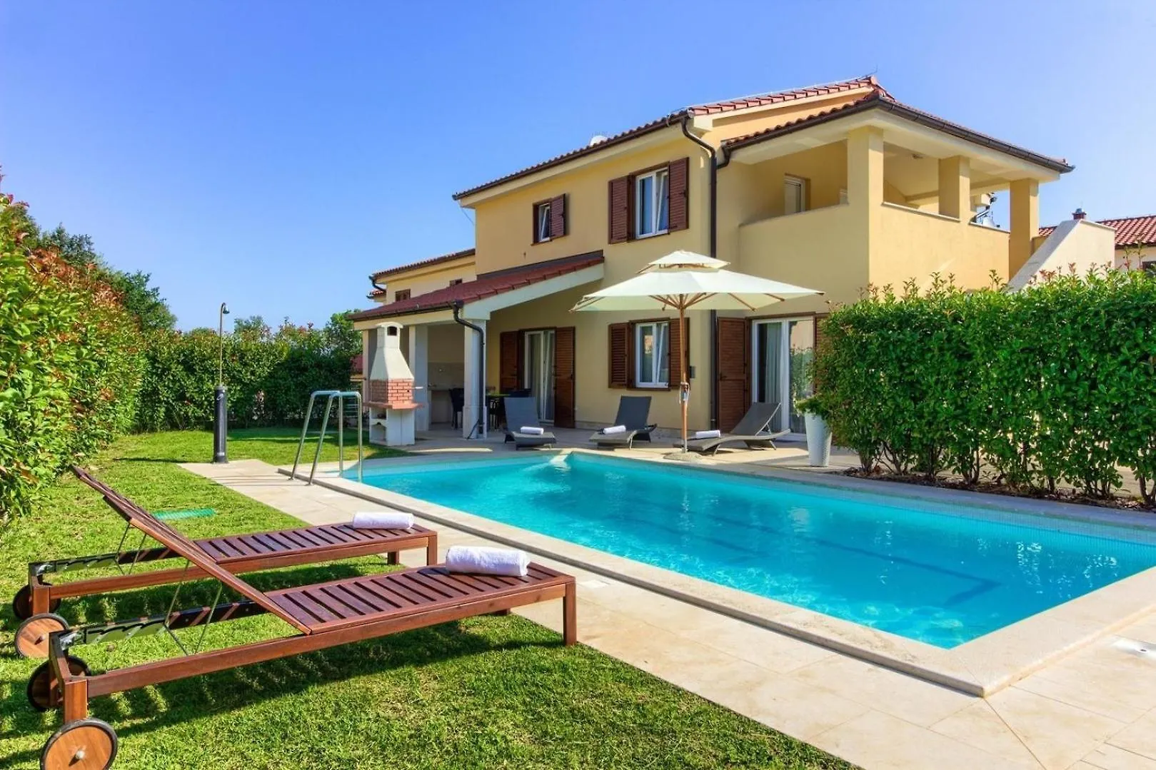 Ferienhaus Mit Privatpool Fuer 10 Personen Ca 200 Qm In Banjole, Istrien Istrische Riviera Banjole
